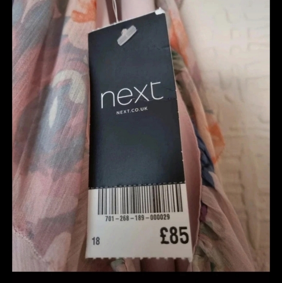 Women dress - Picture 2 of 2